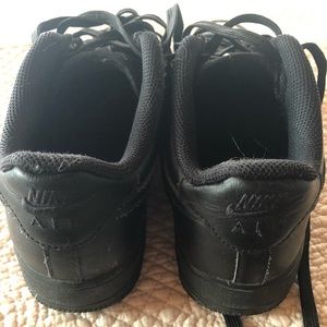 Good condition. Youth 6.5. Ladies 8